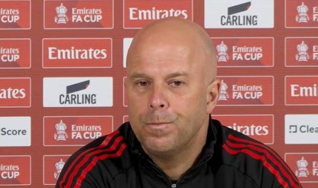 博鱼体育官网-为啥不一开始全力攻？斯洛特：我们一直在攻，不是策略的问题