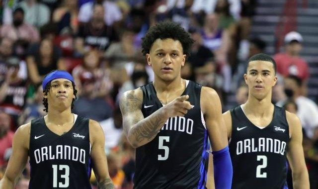 博鱼体育官网-展现全面能力！班凯罗连挫劲敌无愧状元